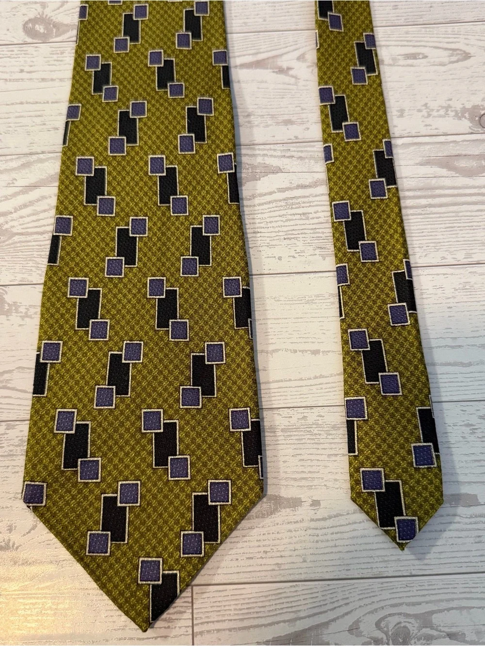 Z. INC, Vintage 100% Silk Tie, Geometric Olive Green, Black, Purple Necktie